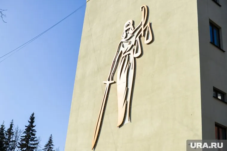 Пассажиры застрявшего в многочасовой пробке поезда готовят претензию РЖД