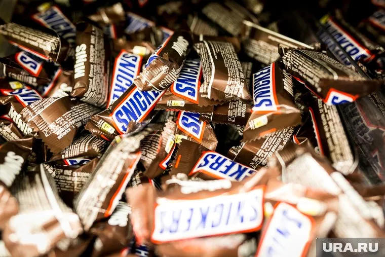 Шоколадные батончики Snickers с сентября нельзя будет купить в «Пятерочке» и «Перекрестке»