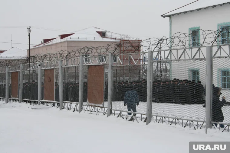 Заключенные в Харпе постоянно судятся с «Почтой России» и даже с книжными издательствами