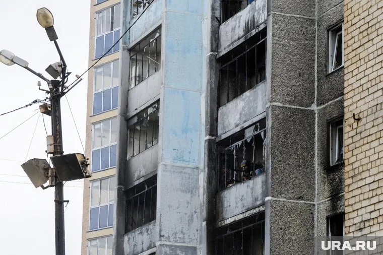 Из-за ЧП выбило окна в соседних домах