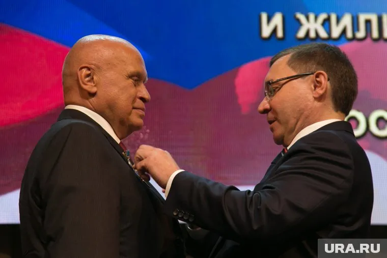 Нематериальная мотивация улучшит работу госпаппарата, считают эксперты