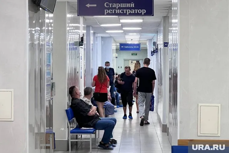 В Асбесте образовались очереди за талонами к зубному