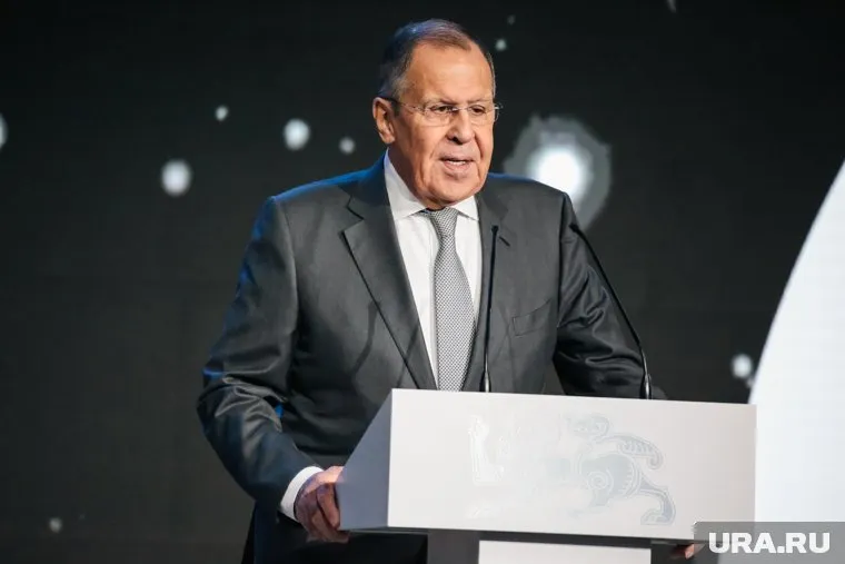 Лавров передал госсекретарю США сборник цитат Зеленского о необходимости уничтожать русских