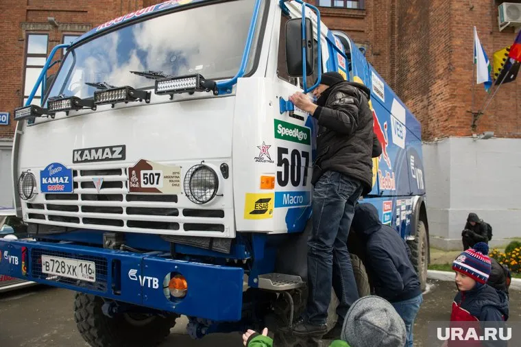 Гонки на «КАМАЗах» прошли в рамках празднования юбилея Нового Уренгоя (архивное фото)