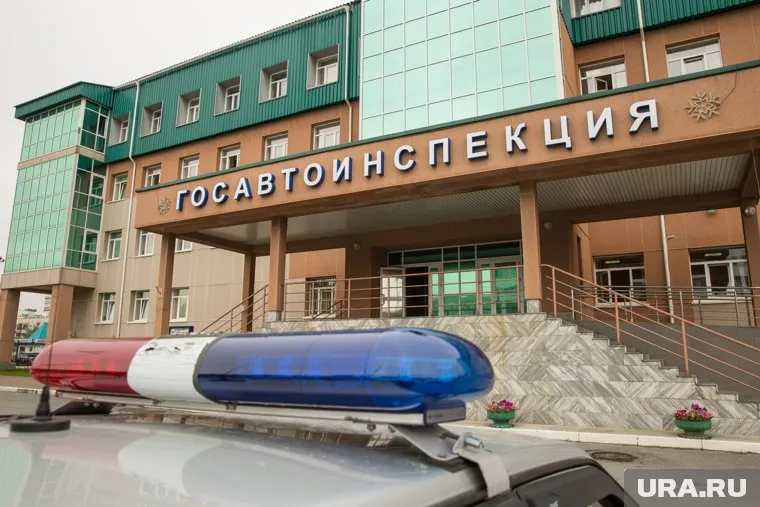 Проверку по факту жалобы сургутских гаишников проводит и полиция, и следственный комитет