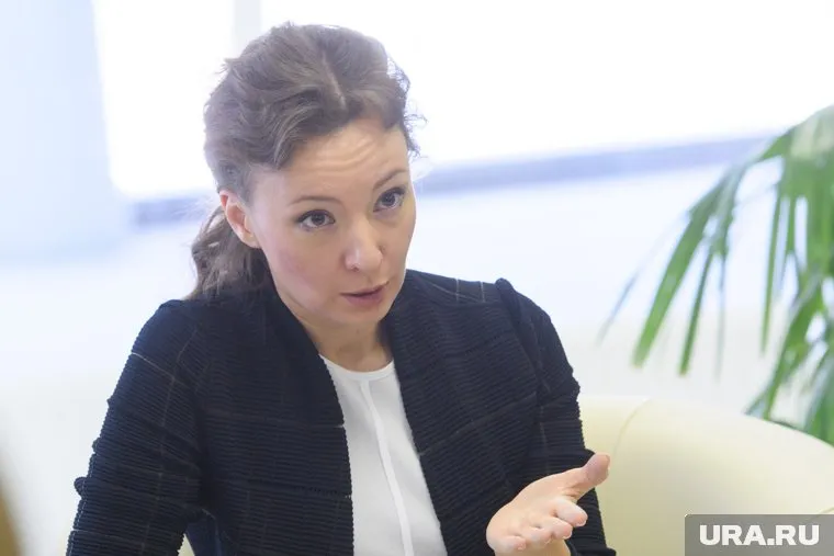 Анна Кузнецова выясняет обстоятельства жизни московской девочки-маугли