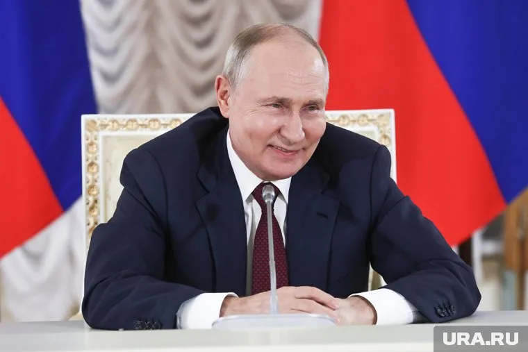 Октябрь принес много хороших новостей Владимиру Путину