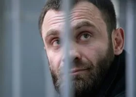 «В штаны обделываюсь»: авторитет из Екатеринбурга попросил защиты