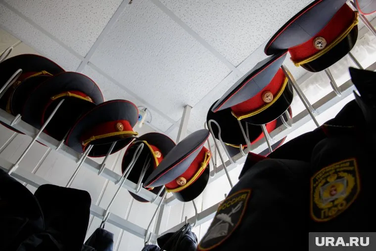 В ямальской полиции попрощались с известным силовиком