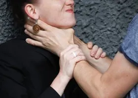 Екатеринбургский школьник, зарезавший 17-летнюю подругу из-за ревности, издевался над погибшей