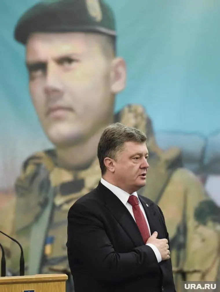 Порошенко считает перемирие «необходимым, как воздух», но призывает силовиков «не жалеть патронов»