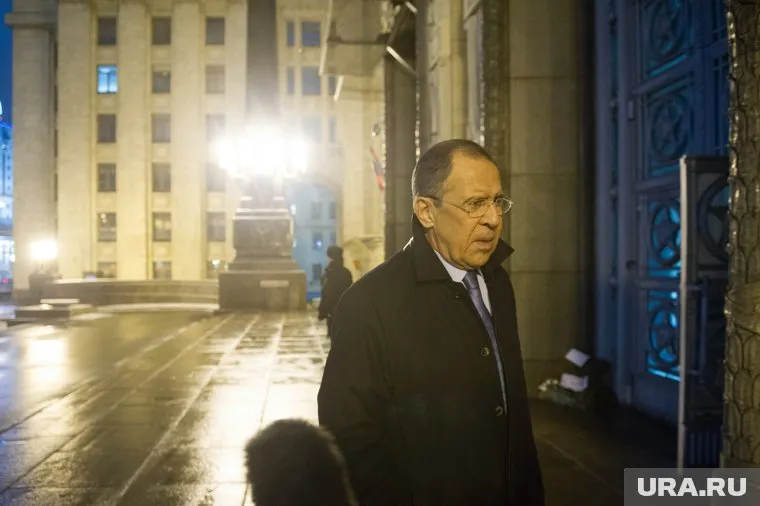 Сергей Лавров обсудил госпитализацию Навального с первым заместителем госсекретаря США Стивеном Биганом