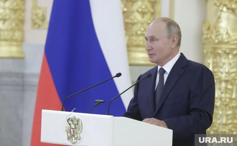 Владимир Путин почти час выступал перед сенаторами и страной