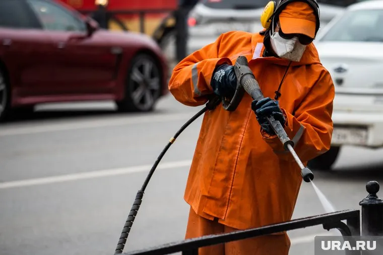 Часть россиян верят, что пандемия коронавируса — результат заговора мирового правительства