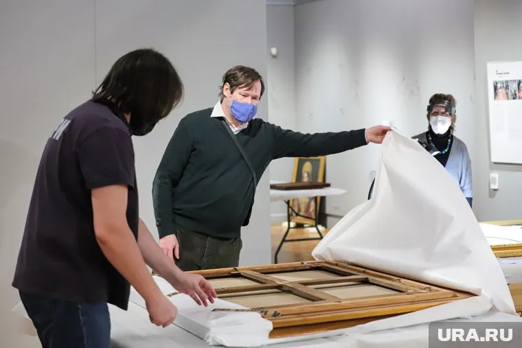 Картину будут реставрировать в Омском музее имени Врубеля (архивное фото)