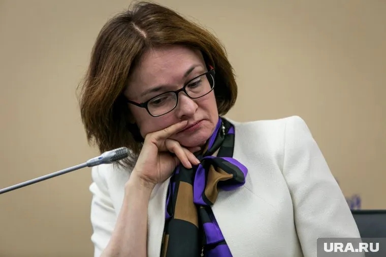 Эльвира Набиуллина могла знать о готовящихся обысках в ЦБ