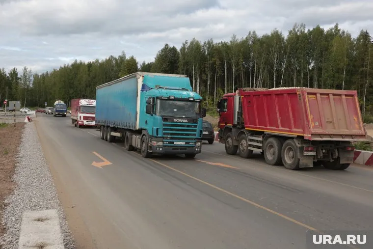 Депутаты жалуются, что грузовики объезжают новые комплексы