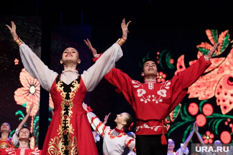 Выпускников колледжа русской культуры в Сургуте оставят без дипломов