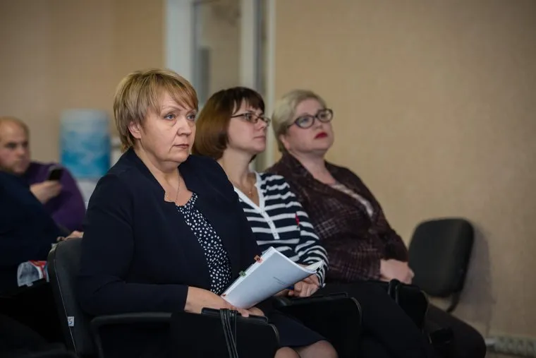 Собрание городской ассоциации частных предпринимателей. Сургут, гаврикова дарья, шерстнева анна, мединцева светлана