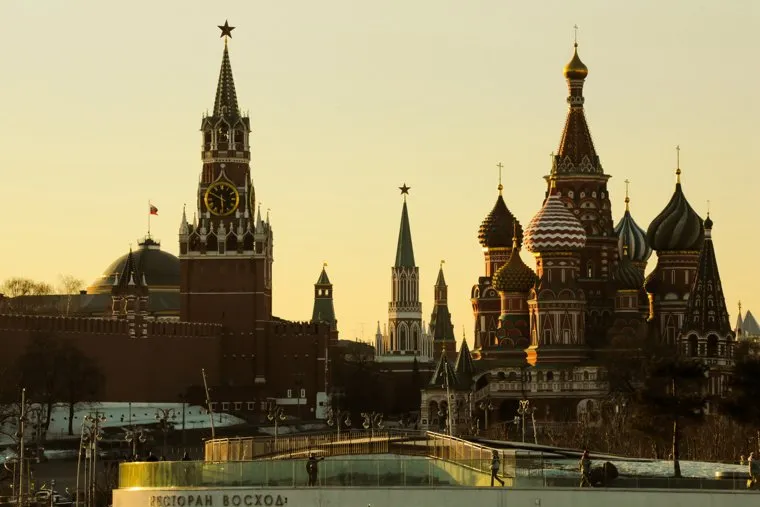 Виды Москвы, Красной площади, уличная фотография и МГУ. 21 марта 2024. Москва