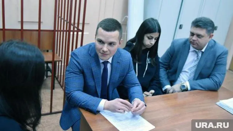 Ранее такое же наказание назначили младшей сестре