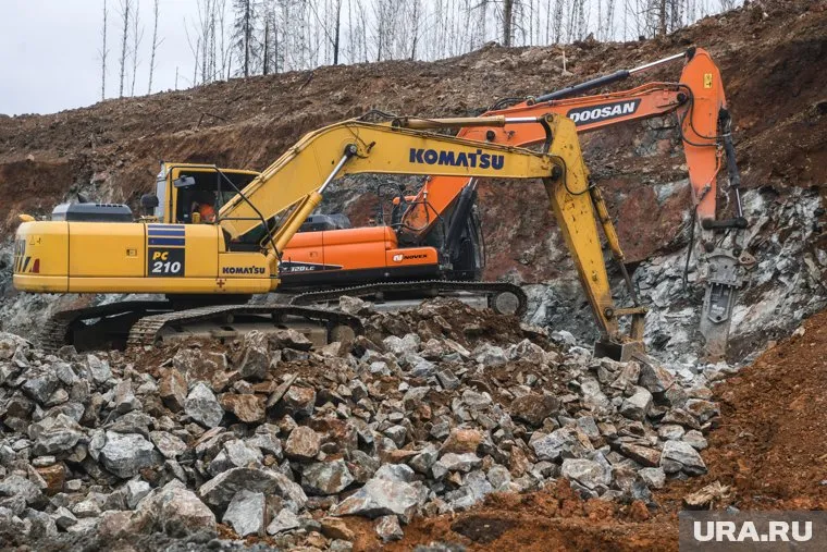 К вершинам Рай-Из начали обустраивать временную дорогу 