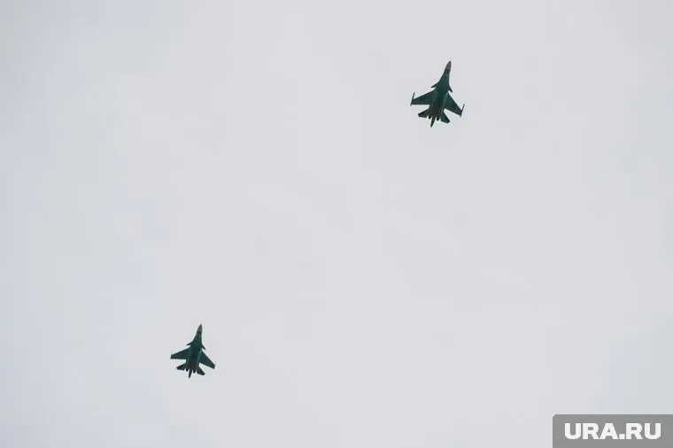 Британцы сопроводили российские истребители над Балтикой