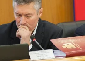 Ройзман проигнорировал суд над собой за поддержку Навального