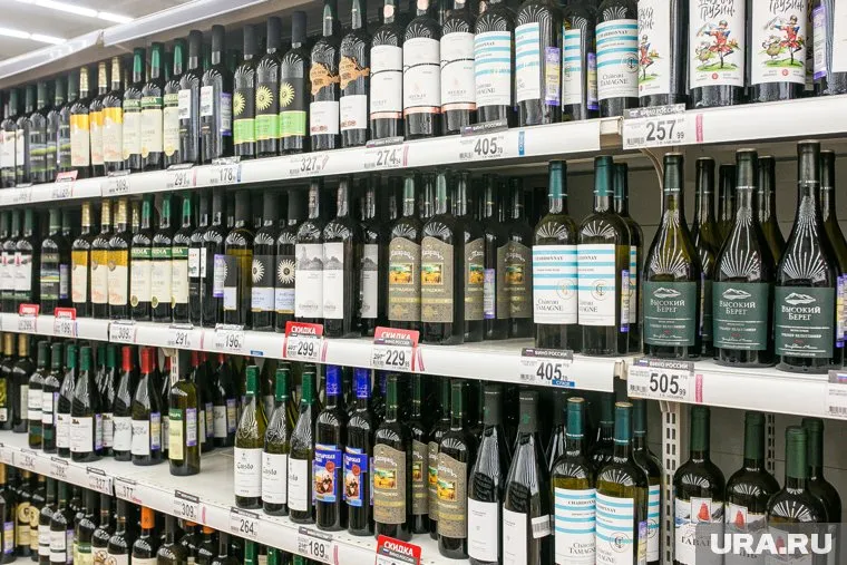 По данным исследования, оптовые цены на вино в РФ вырастут на 15-20%, а розничные на 10%