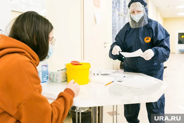 Режим ограничений по коронавирусу продлен до 1 ноября