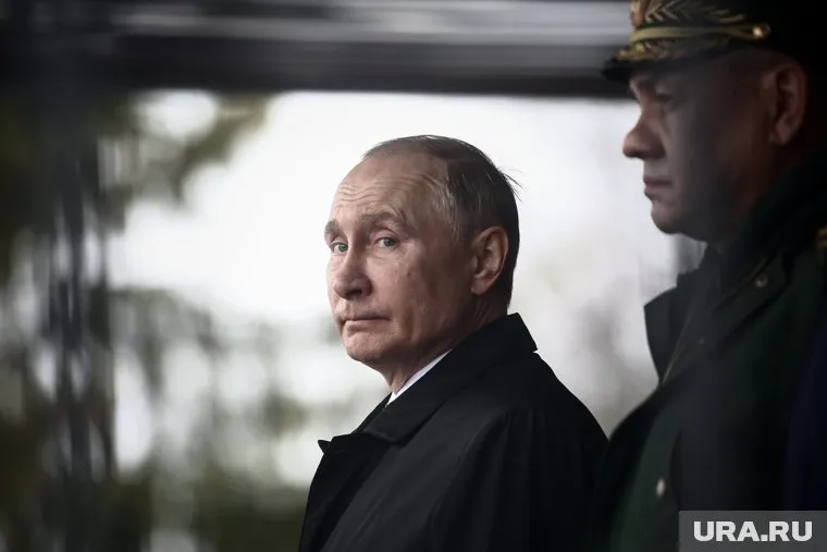 О желании Путина написать статью о войне стало известно еще в начале года