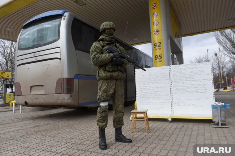 Оружие НАТО, поставляемое на Украину, будет уничтожаться российскими военными, пообещал глава Минобороны РФ Сергей Шойгу