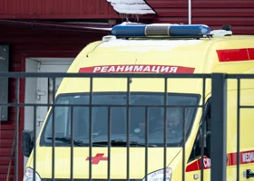 В Челябинске мужчина избил девушку и выбросил ее с пятого этажа