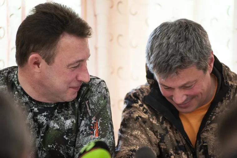 Традиционный сплав по реке Чусовой движения "В защиту человека труда". Свердловская область, деревня Слобода, ветлужских андрей, холманских игорь