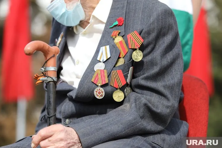 Более 60 ветеранов Курганской области получили ежегодные выплаты ко Дню Победы
