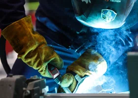 Аналитики назвали самые востребованные вакансии в нефтянке ХМАО