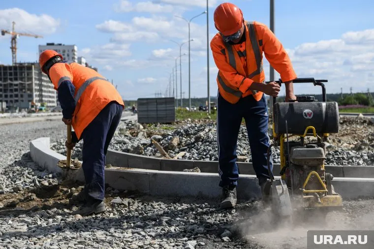 Представители СТК уверены, что у дорожной компании есть деньги для погашения долга, но гасить его она не хочет