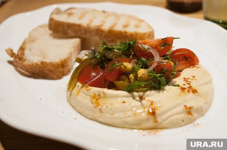 Илон Маск предложил запретить экспорт нута из которого делают популярное еврейское блюдо — хумус