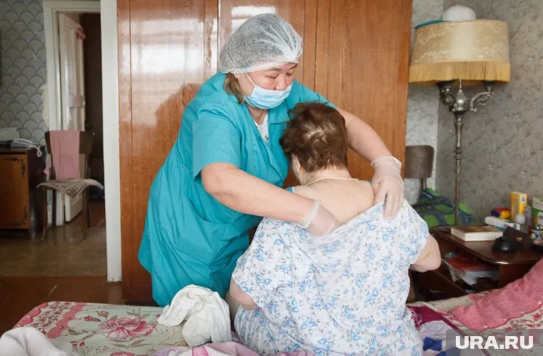 Страховые взносы для пожилых предложены по аналогии с международным опытом