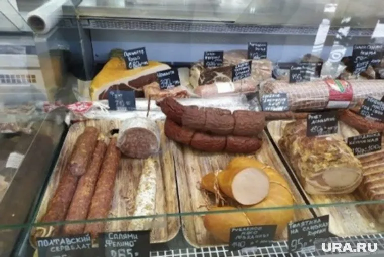 Запрещенные продукты изъяли в екатеринбургском магазине 9 декабря