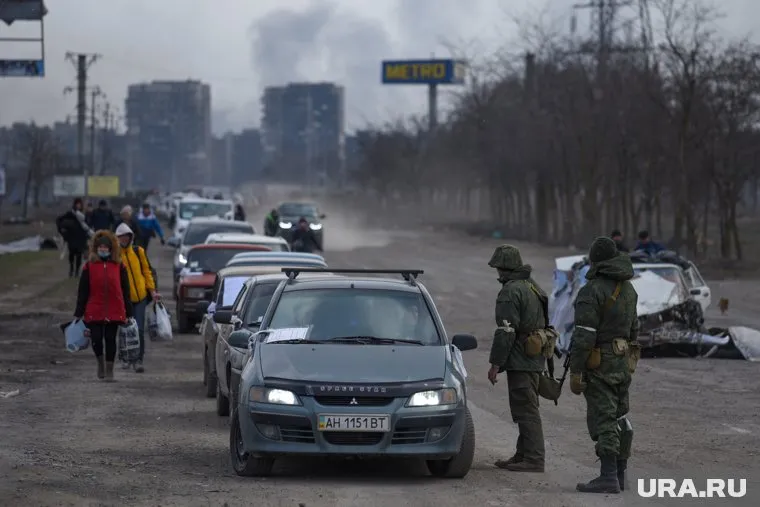 Жена депутата, уехавшего в Мариуполь, четыре дня не могла связаться с мужем