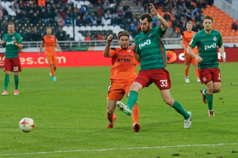 Чемпионат России по футболу 2016/17, 29 тур. ФК Урал - ФК Локомотив М. Екатеринбург, футбол, фк урал, фк локомотив москва, кверквелия соломон