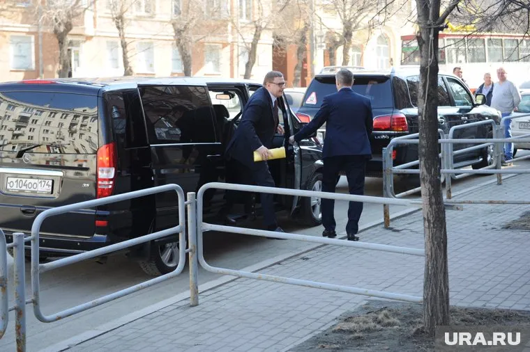 Алексей Текслер приехал на первый прием граждан в Челябинске