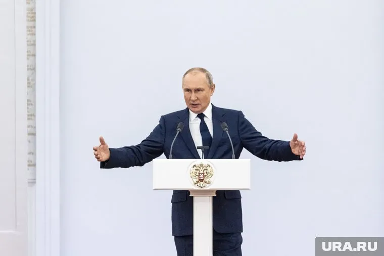 Российский лидер поздравил мусульман с праздником