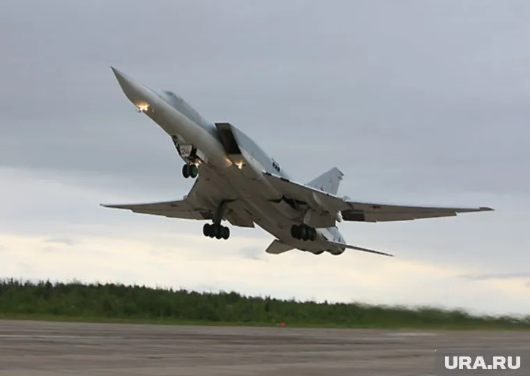 Обновленные бомбардировщики поступят в войска уже в 2021 году