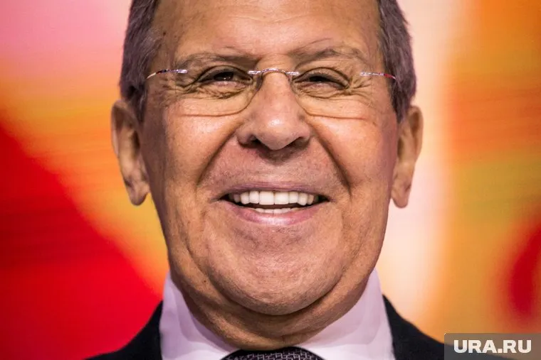 Западные СМИ слишком активно освещают высказывания Сергея Лаврова, считает Жозеп Боррель