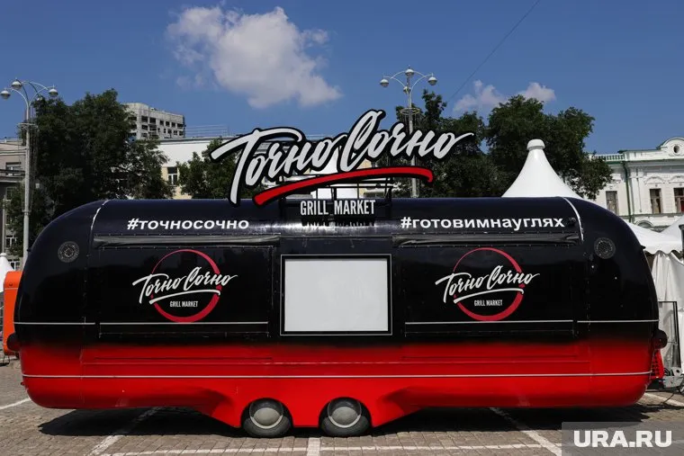 По желанию заказчика фудтрак раскрасят в индивидуальном стиле (архивное фото)