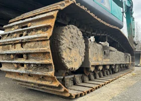 Бульдозерист из ХМАО отсудил у фирмы 2 миллиона рублей за зажатую гусеницей ногу