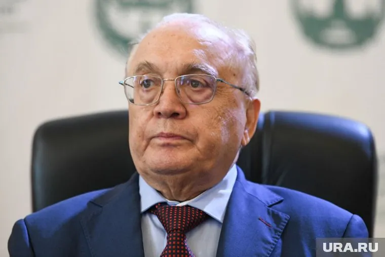 Россия не собирается полностью отказываться от бакалавриата, заявил Виктор Садовничий