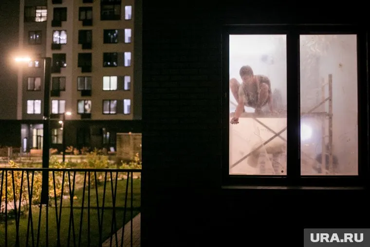 Мигранты пытаются заработать на тюменских дачниках